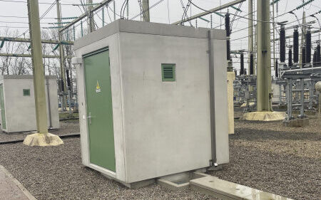 Repeater station